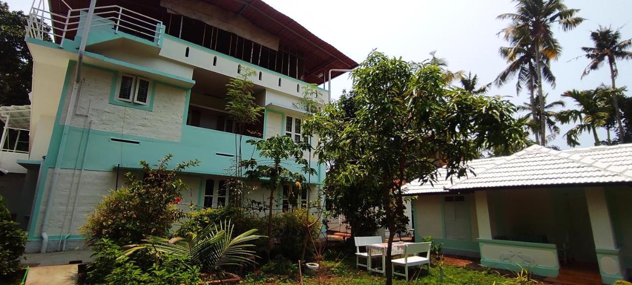 Baba Luru'S Apartment วาร์คาลา ภายนอก รูปภาพ